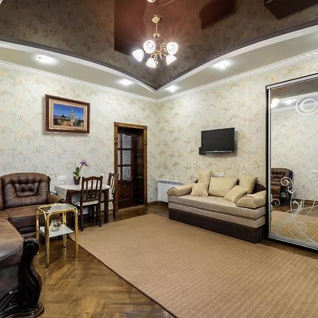 Apartamenty Polytehnichna Str. Lviv Luaran gambar
