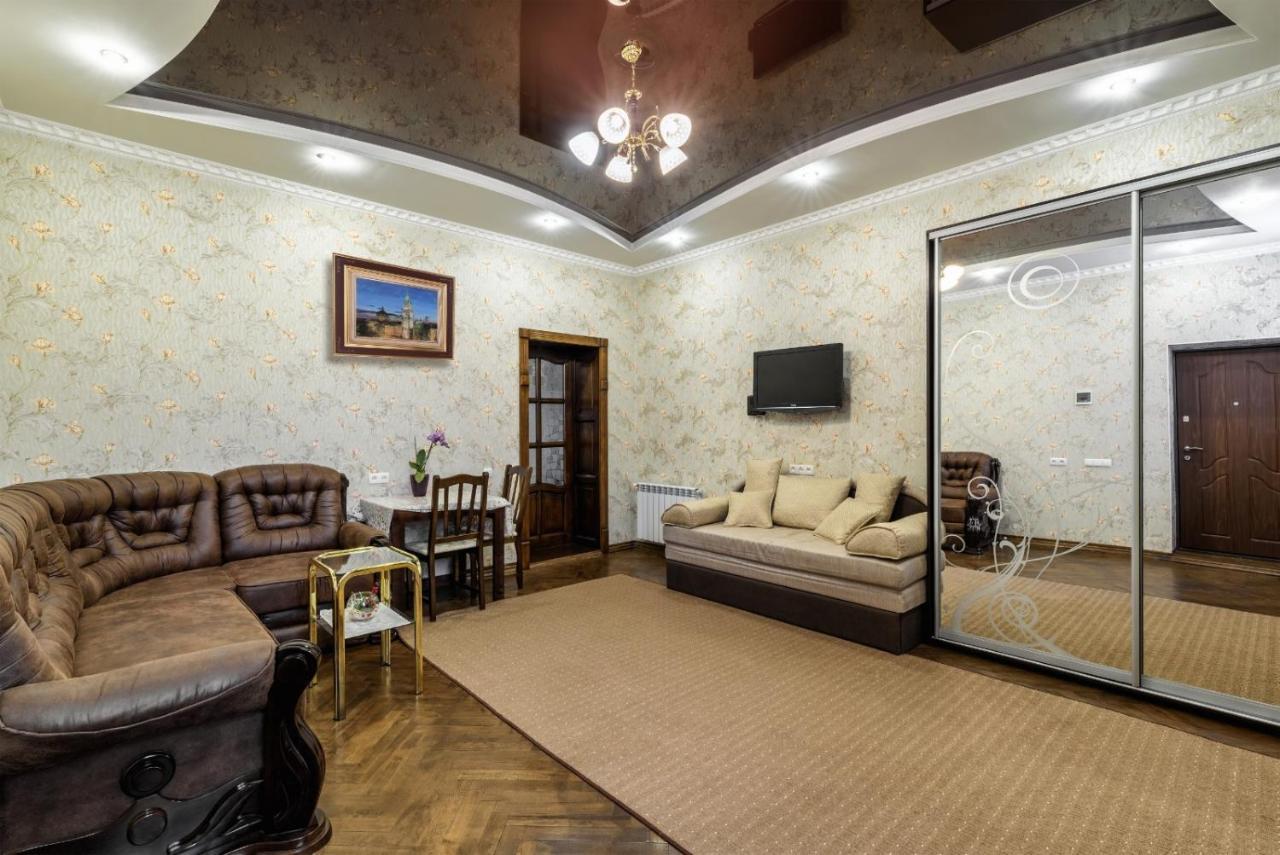Apartamenty Polytehnichna Str. Lviv Luaran gambar
