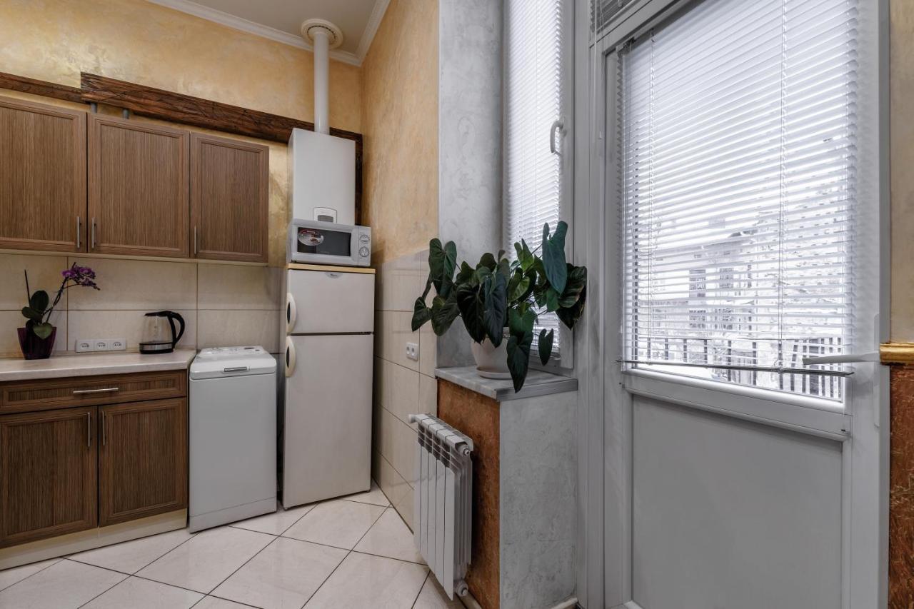 Apartamenty Polytehnichna Str. Lviv Luaran gambar
